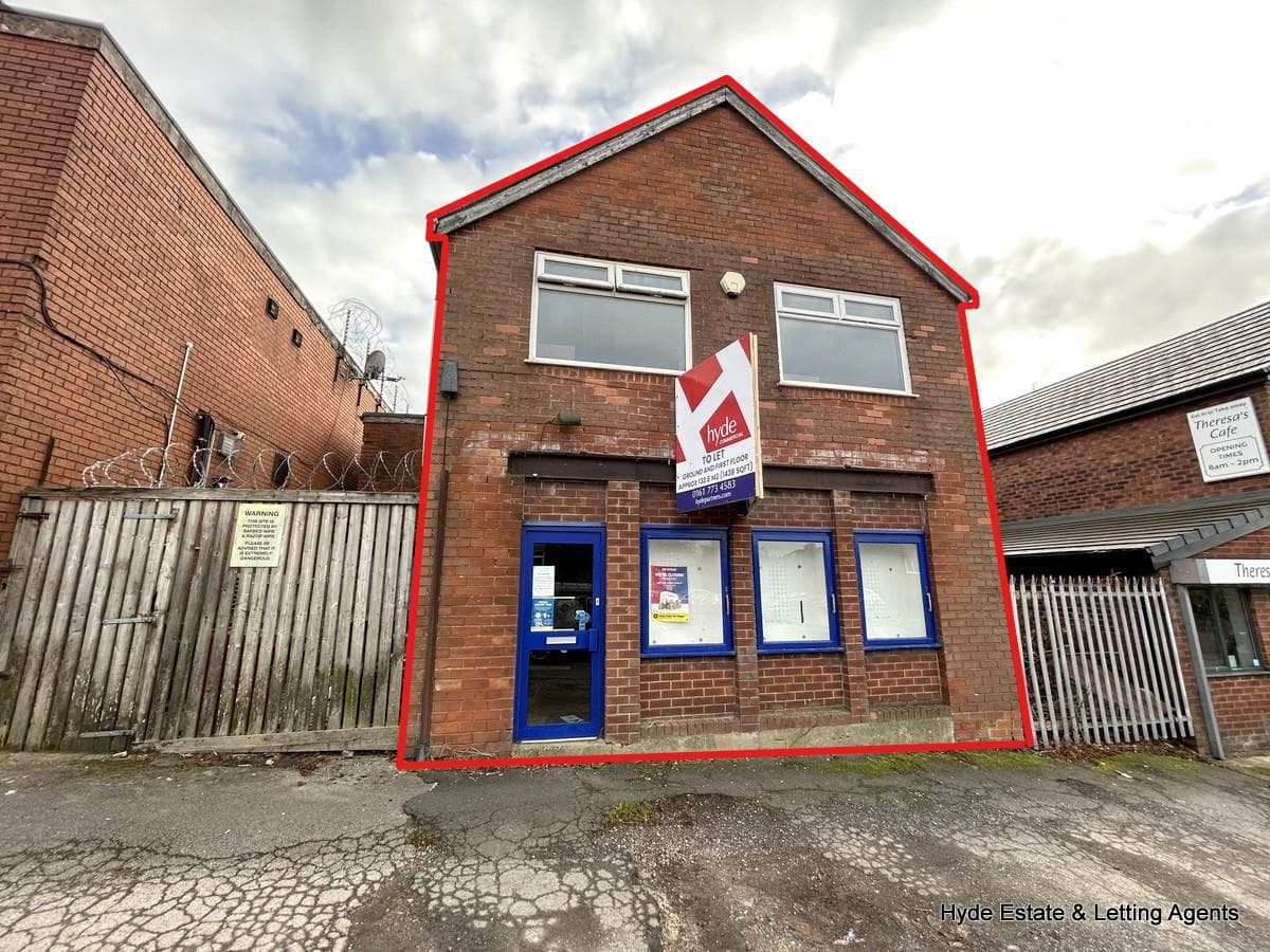 Derwent Road, Farnworth, Bolton, BL4 0QE