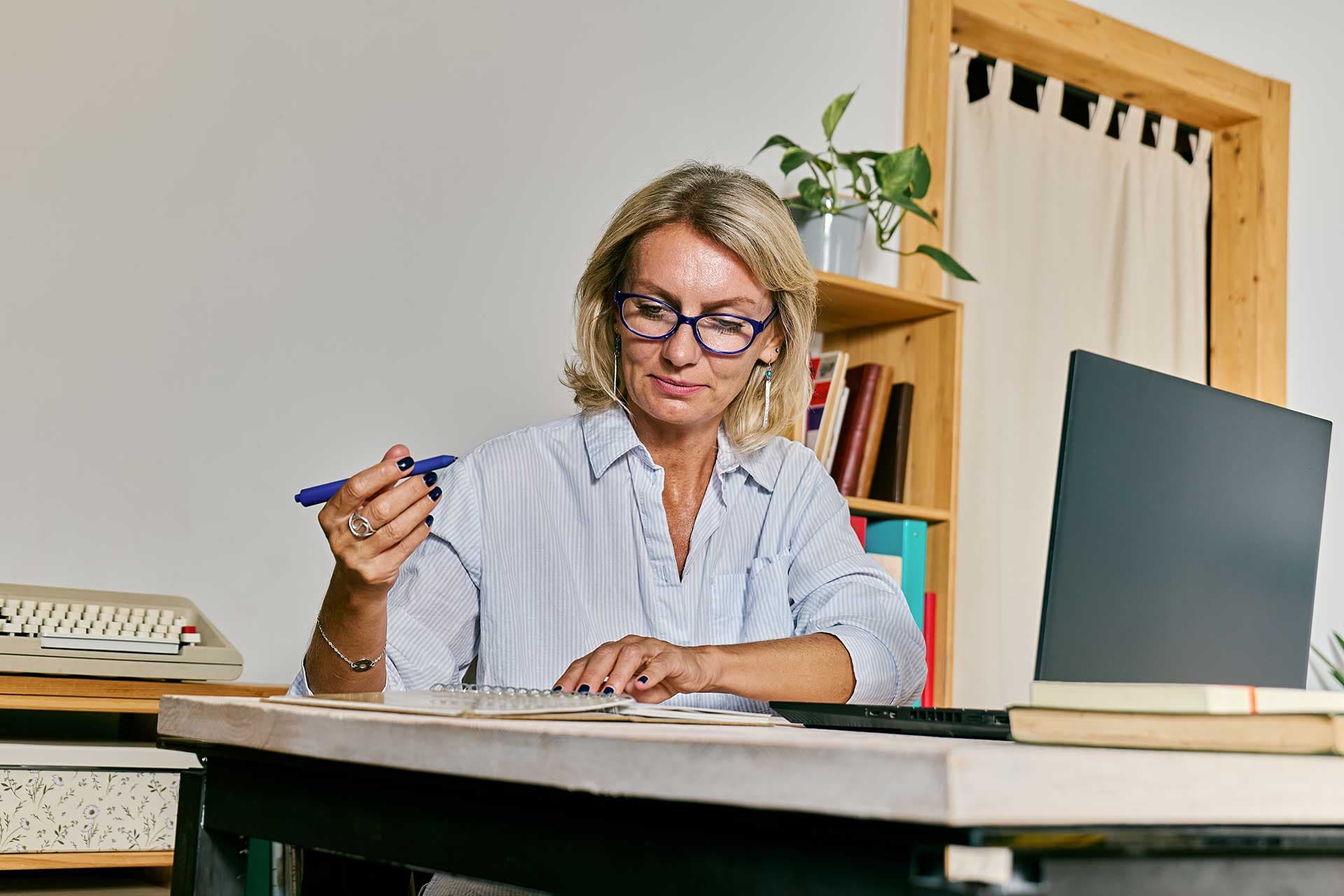 Comprehensive <span style="color:hsl(47, 100%, 50%);"><strong>Landlord Services</strong></span>