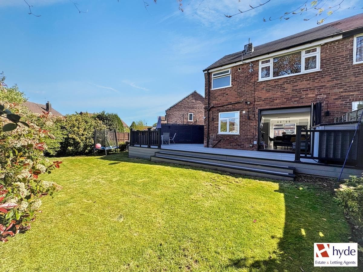 Alum Crescent, Sunnybank, Bury. BL9 8EA
