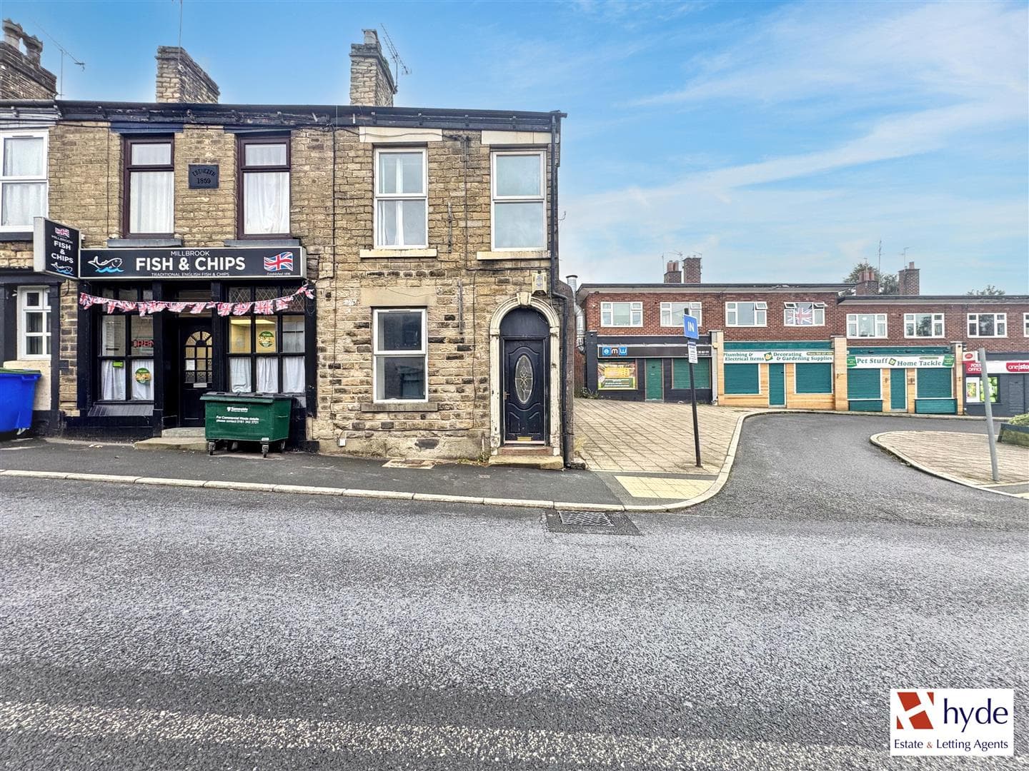 Huddersfield Road, Millbrook, Stalybridge, SK15 3ET