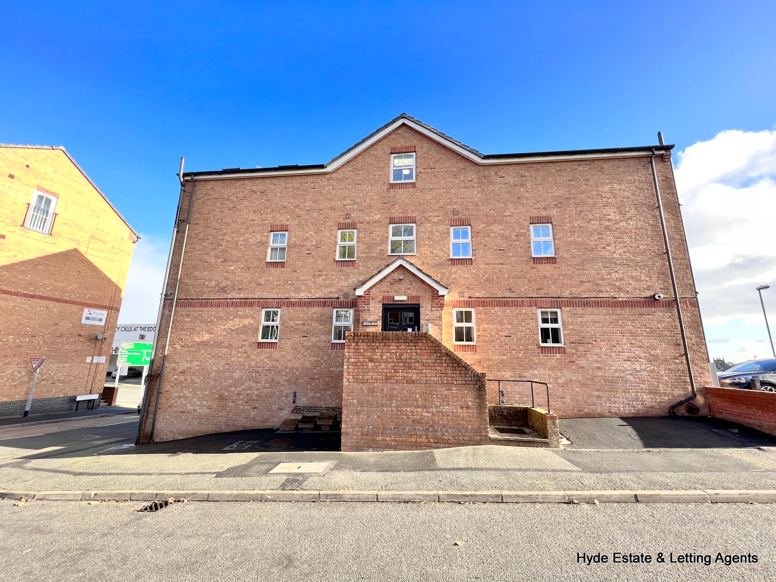Images for Hartshill House, St. Andrews Square, Stoke-on-Trent, ST4 7GD EAID: BID:hyde