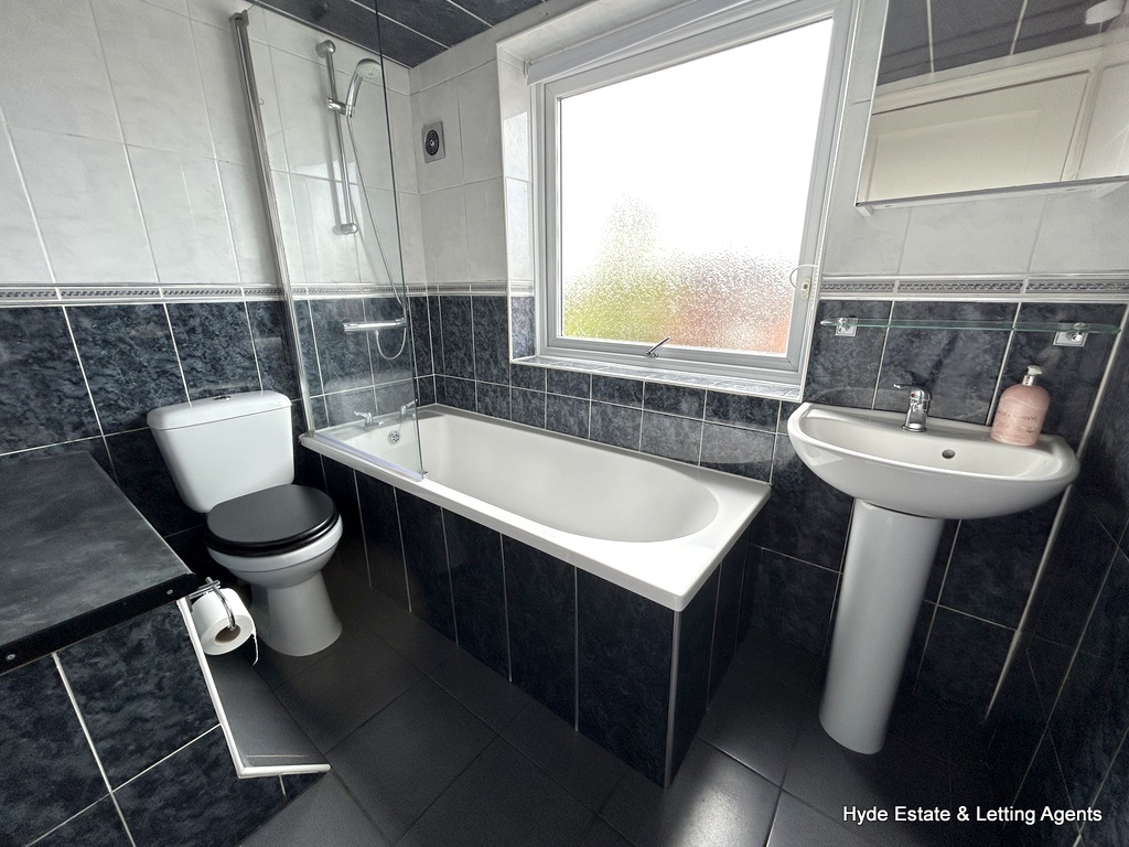 Images for Cotswold Close, Prestwich, Manchester, M25 1PJ EAID: BID:hyde
