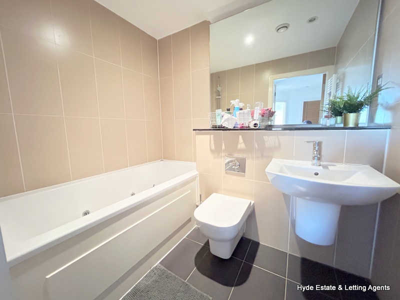 Images for Heaton Lodge, Bury Old Road, Prestwich, M25 1NZ