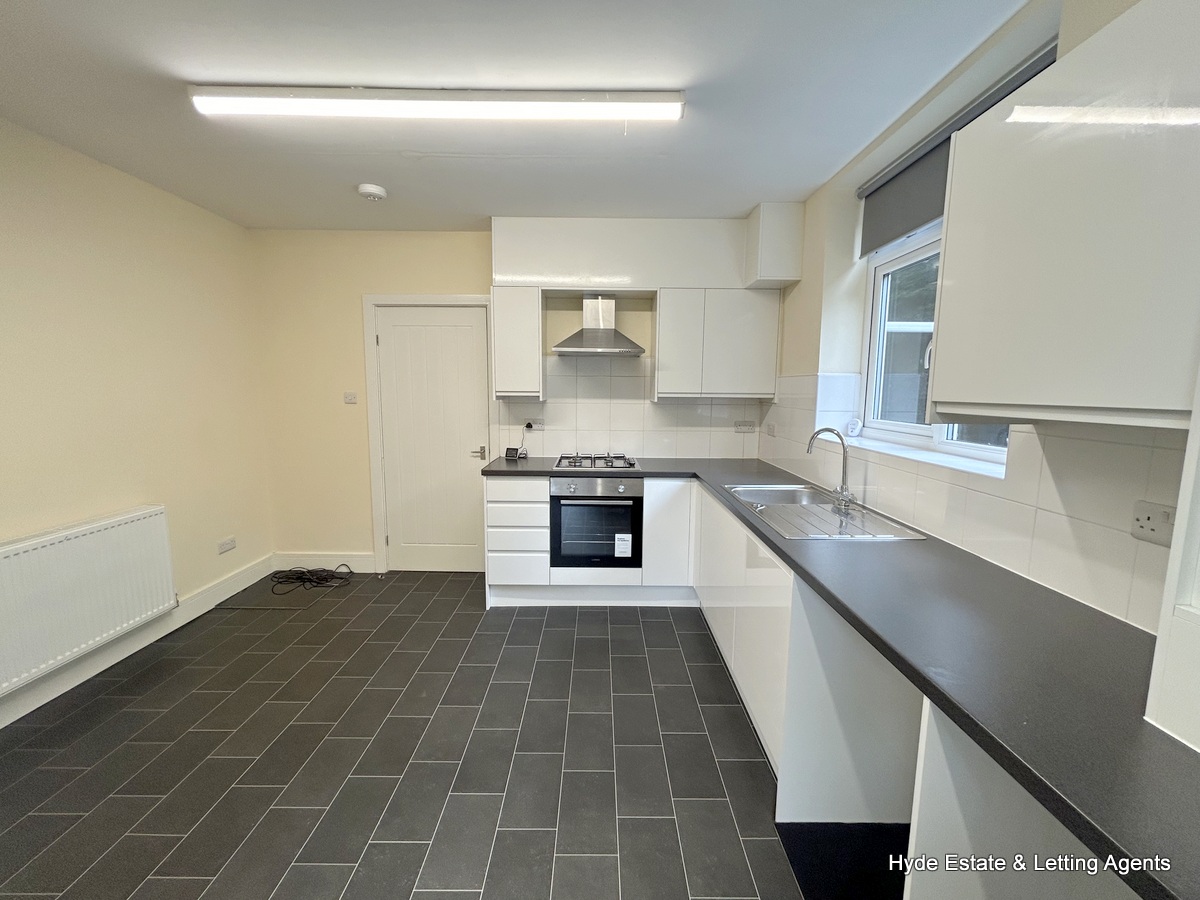 Images for Bury Old Road, Prestwich, Manchester, M25 1PZ EAID: BID:hyde