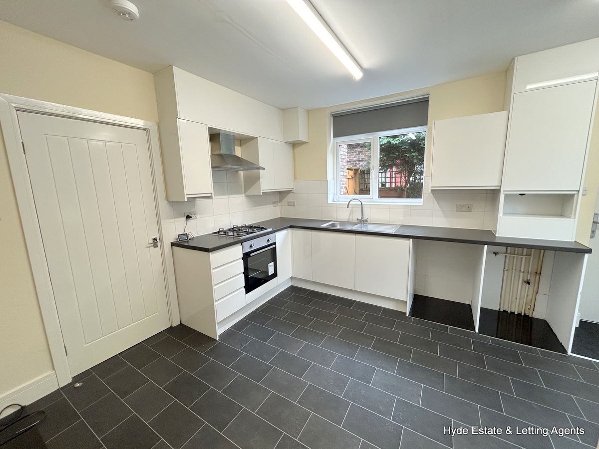 Images for Bury Old Road, Prestwich, Manchester, M25 1PZ EAID: BID:hyde