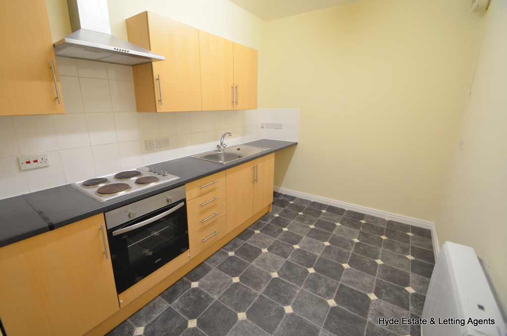 Images for Flat 2, Spring Gardens, Buxton, Derbyshire, SK17 6BP EAID: BID:hyde