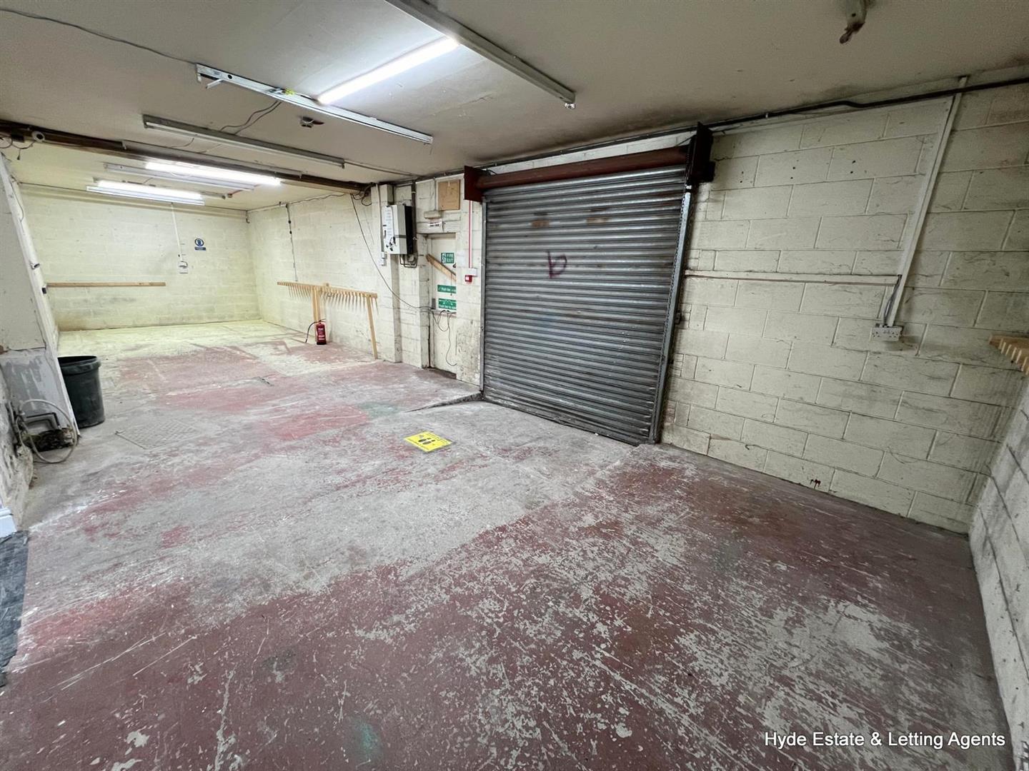 Images for Tonge Moor Road, Bolton EAID:HydePartnersAPI BID:2