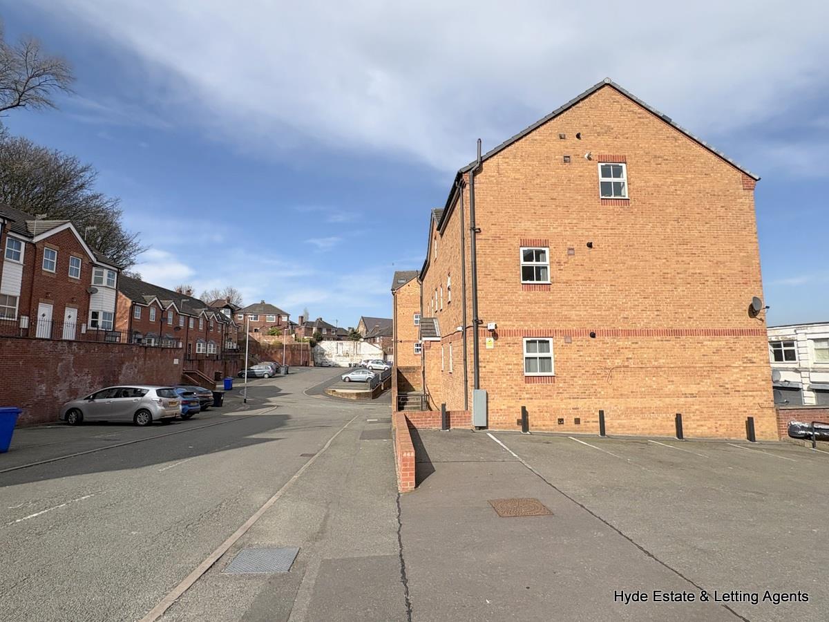 Images for Hartshill House, St. Andrews Square, Stoke-On-Trent EAID:HydePartnersAPI BID:2