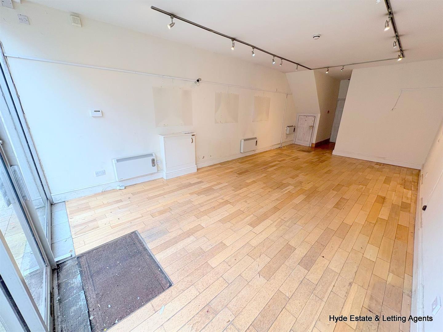 Images for Lee Lane, Horwich, Bolton EAID:HydePartnersAPI BID:2