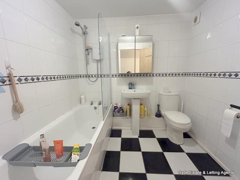 Images for City View, Highclere Avenue, Salford EAID:HydePartnersAPI BID:1