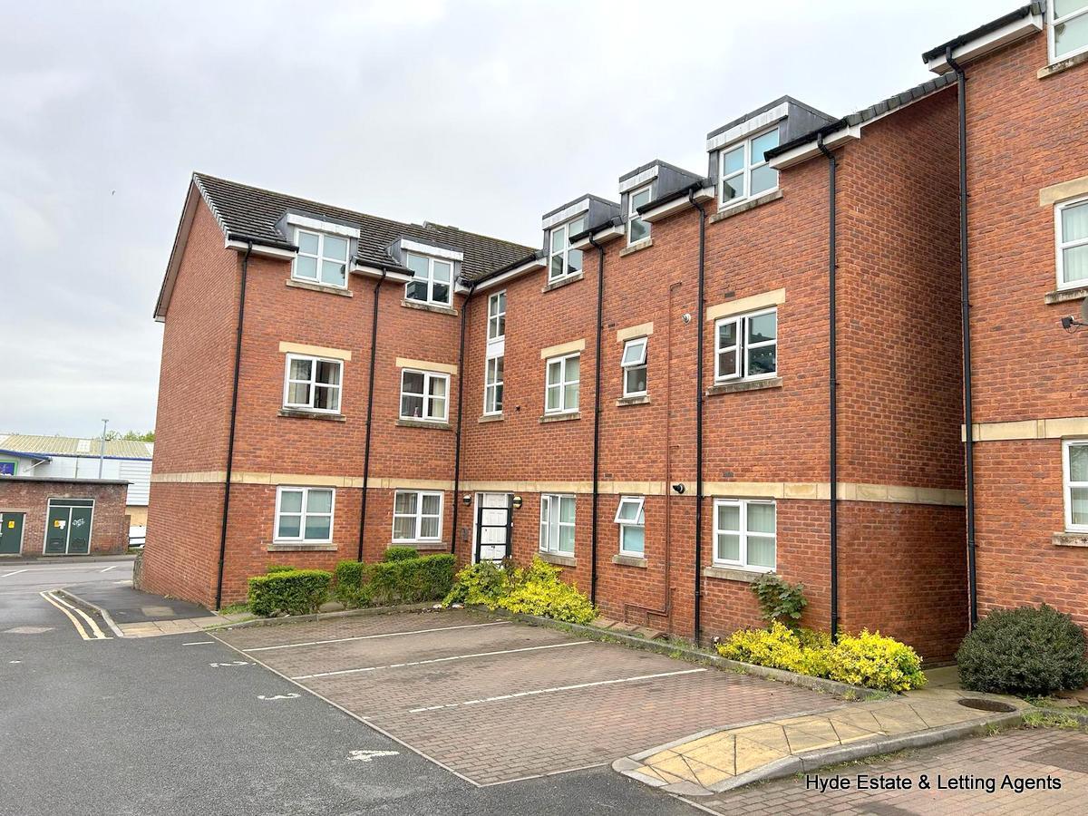 Images for 12 Cleworth Court, Atherton, M46 9QZ EAID:HydePartnersAPI BID:2