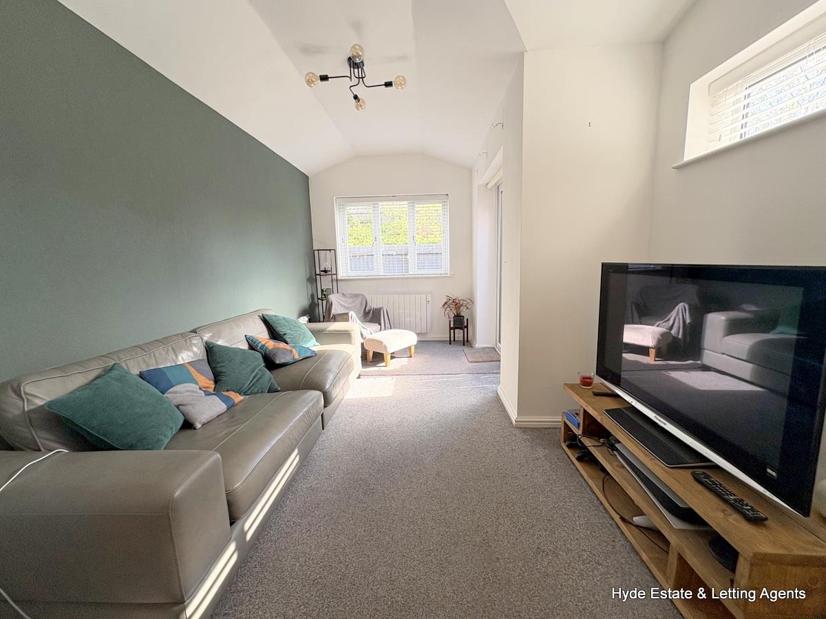 Images for Gate Lane, Radcliffe, Manchester EAID:HydePartnersAPI BID:1