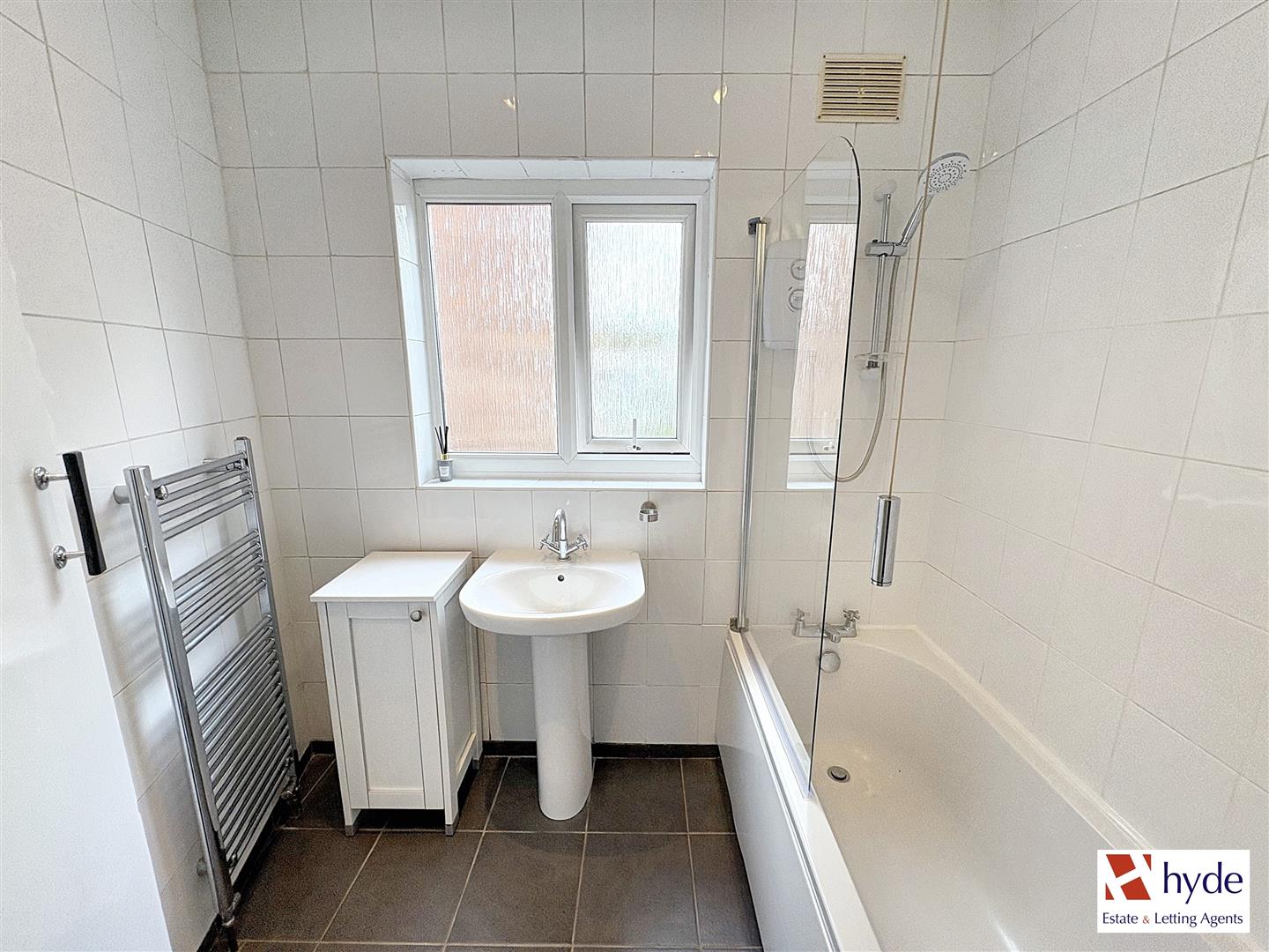 Images for 448A Bury Old Road, Prestwich, Manchester EAID:HydePartnersAPI BID:2