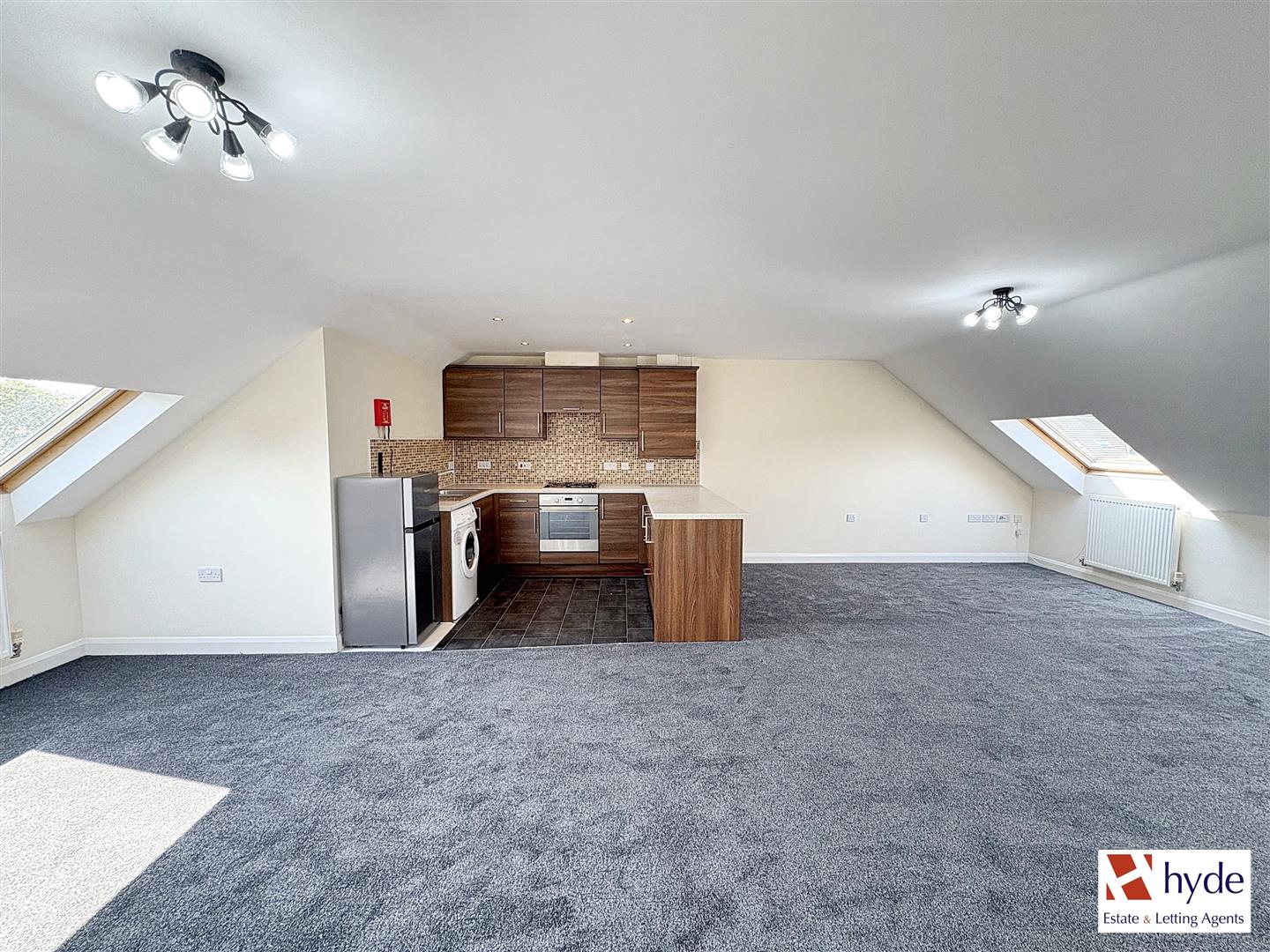 Images for 42 The Horizons, Moss Lane EAID:HydePartnersAPI BID:2