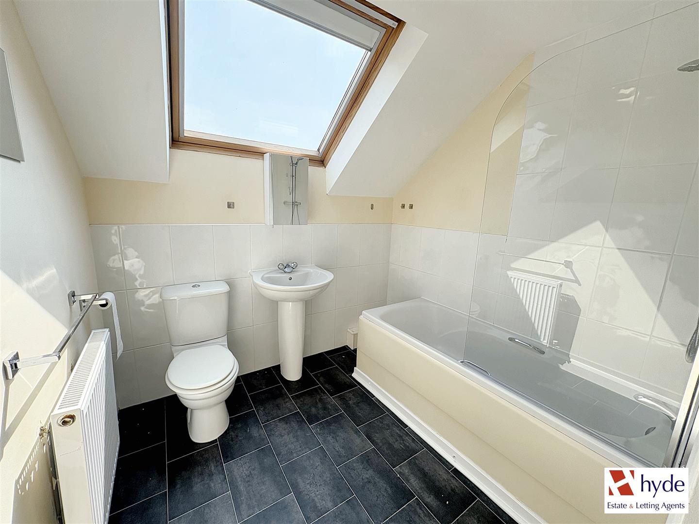 Images for 42 The Horizons, Moss Lane EAID:HydePartnersAPI BID:2