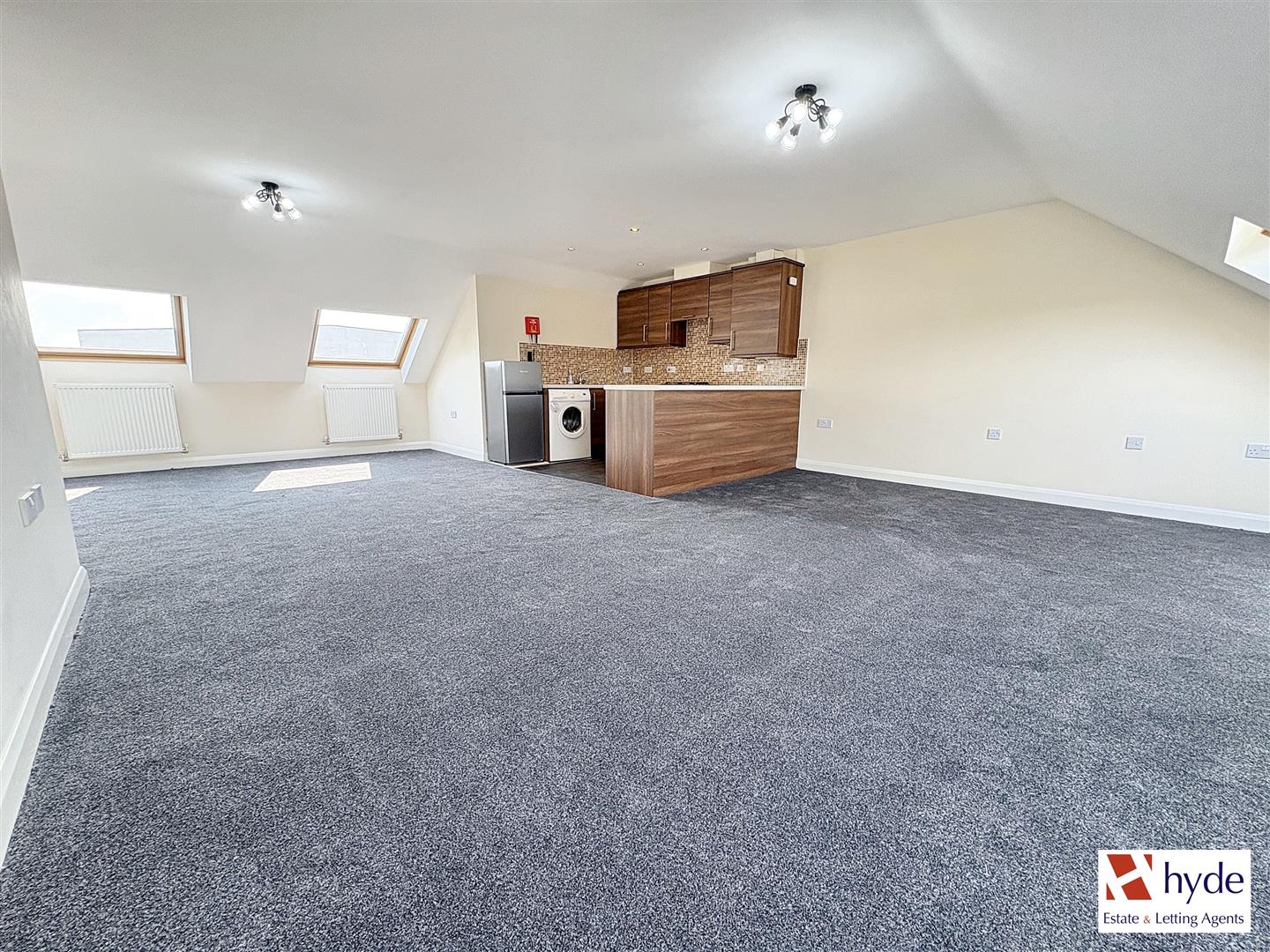 Images for 42 The Horizons, Moss Lane EAID:HydePartnersAPI BID:2