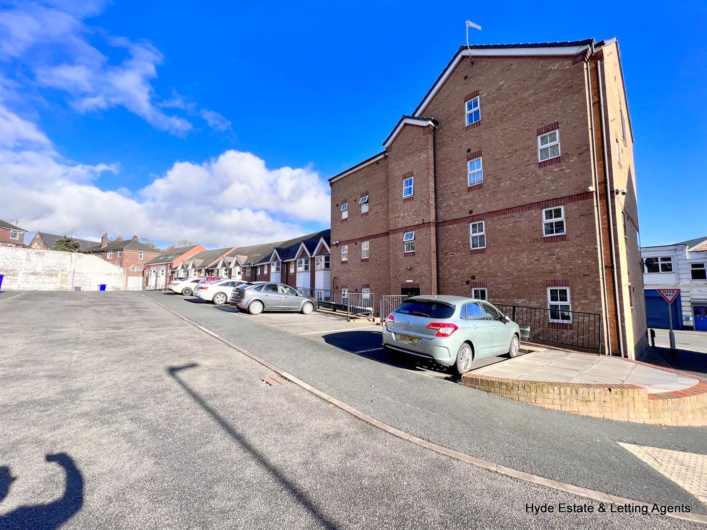 Images for Hartshill House, St. Andrews Square, Stoke-On-Trent EAID:HydePartnersAPI BID:2