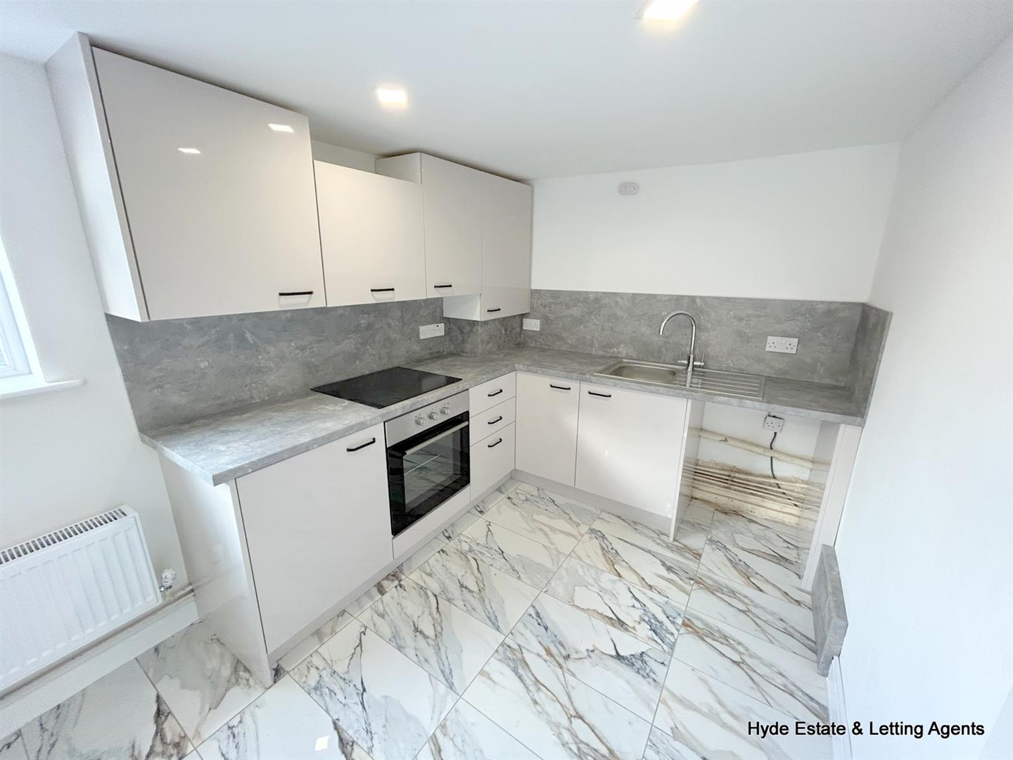 Images for 299 Grimshaw Lane, Middleton, M24 2AT EAID:HydePartnersAPI BID:2