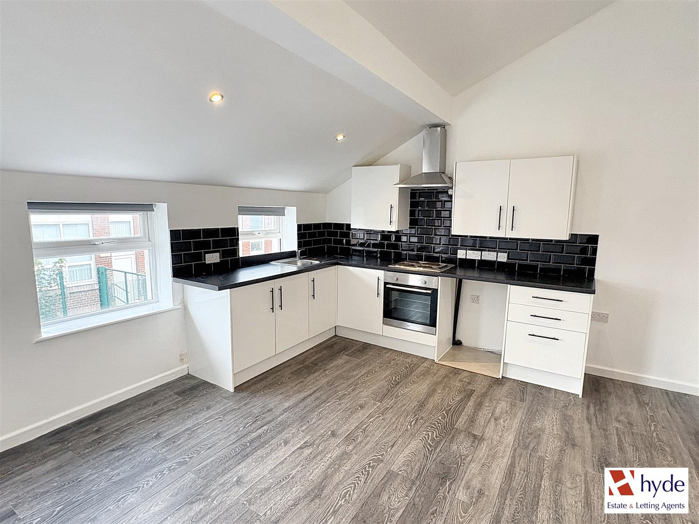 Images for Apartment 2, 17 Bury Street, Radcliffe, Manchester EAID:HydePartnersAPI BID:2