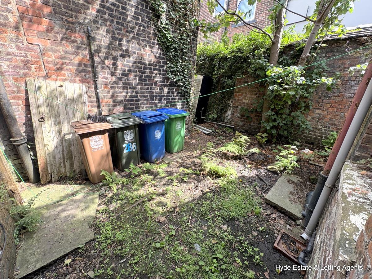 Images for Oldham Road, Middleton, Manchester EAID:HydePartnersAPI BID:1