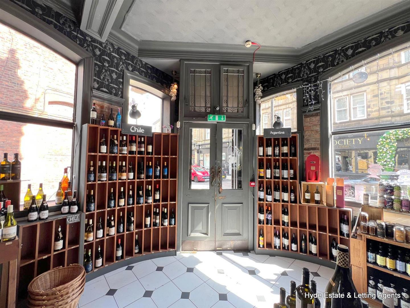 Images for 8 Silver Street, Bury EAID:HydePartnersAPI BID:2