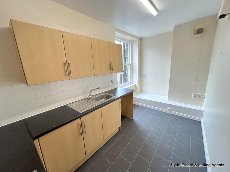 Images for Flat 5, 89 Spring Gardens, Buxton, SK17 6BP EAID:HydePartnersAPI BID:2