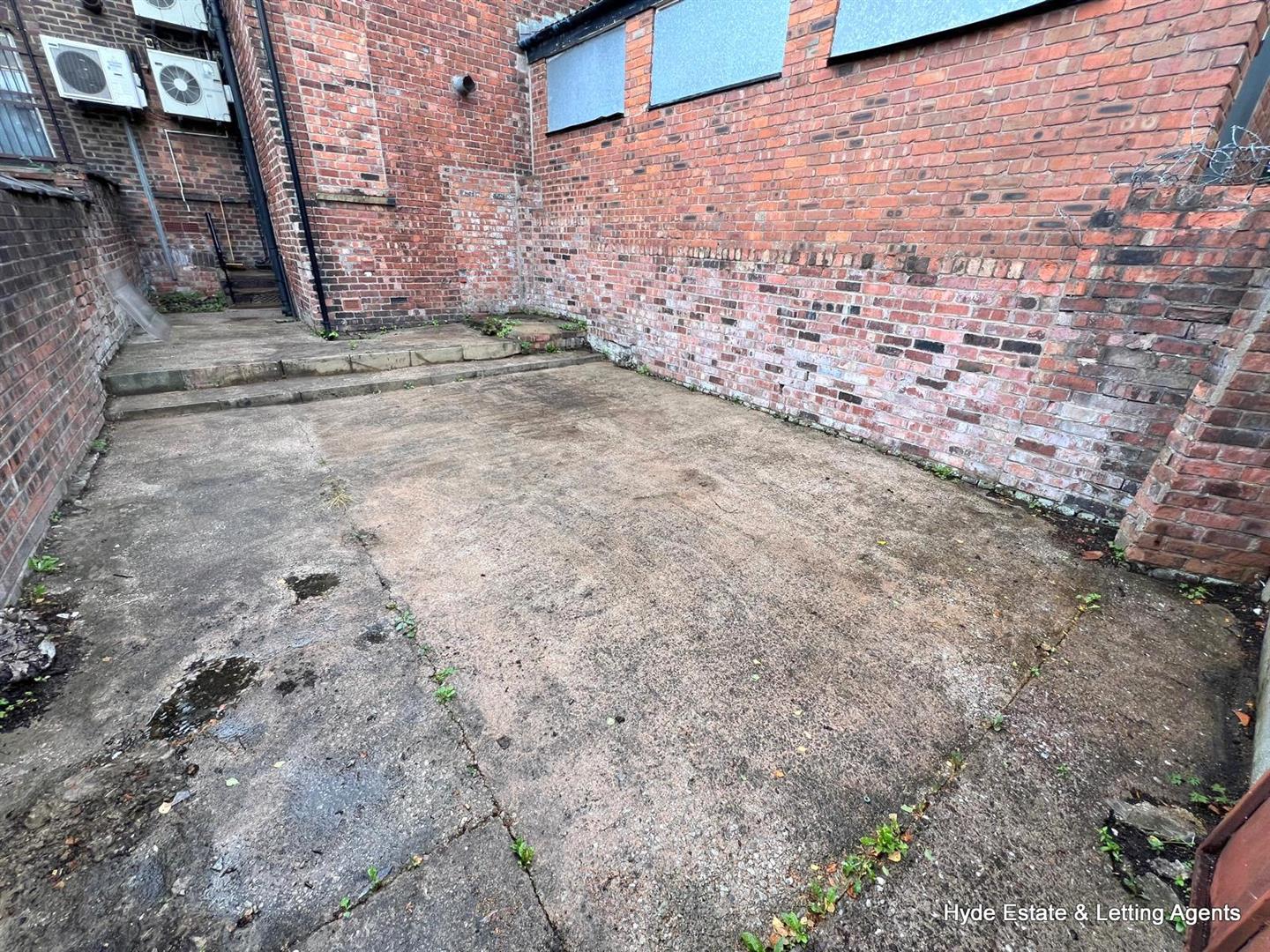 Images for Monton Road, Monton, Manchester EAID:HydePartnersAPI BID:2