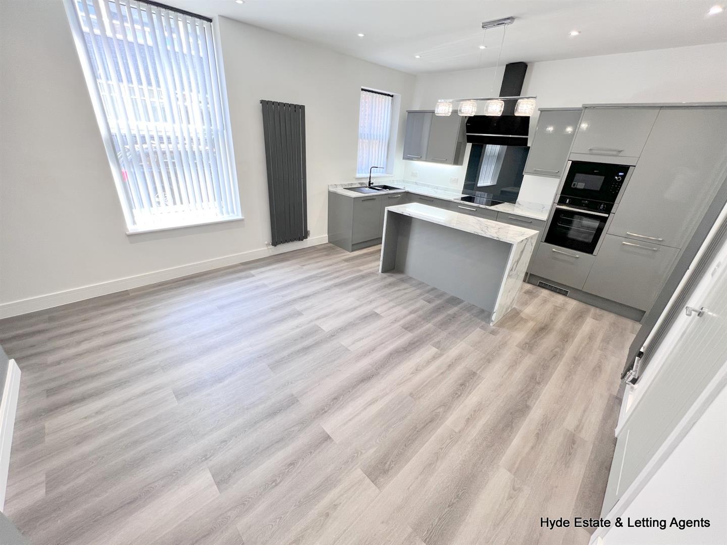 Images for 17/19 Parsons Lane, Bury EAID:HydePartnersAPI BID:2