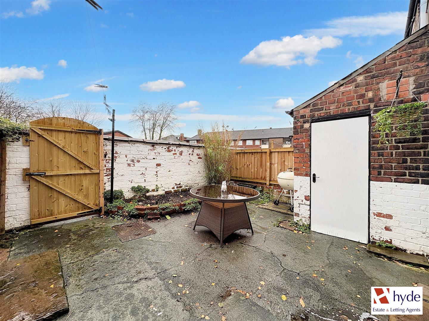 Images for Bury Old Road, Prestwich, Manchester, M25 1JF EAID:HydePartnersAPI BID:1