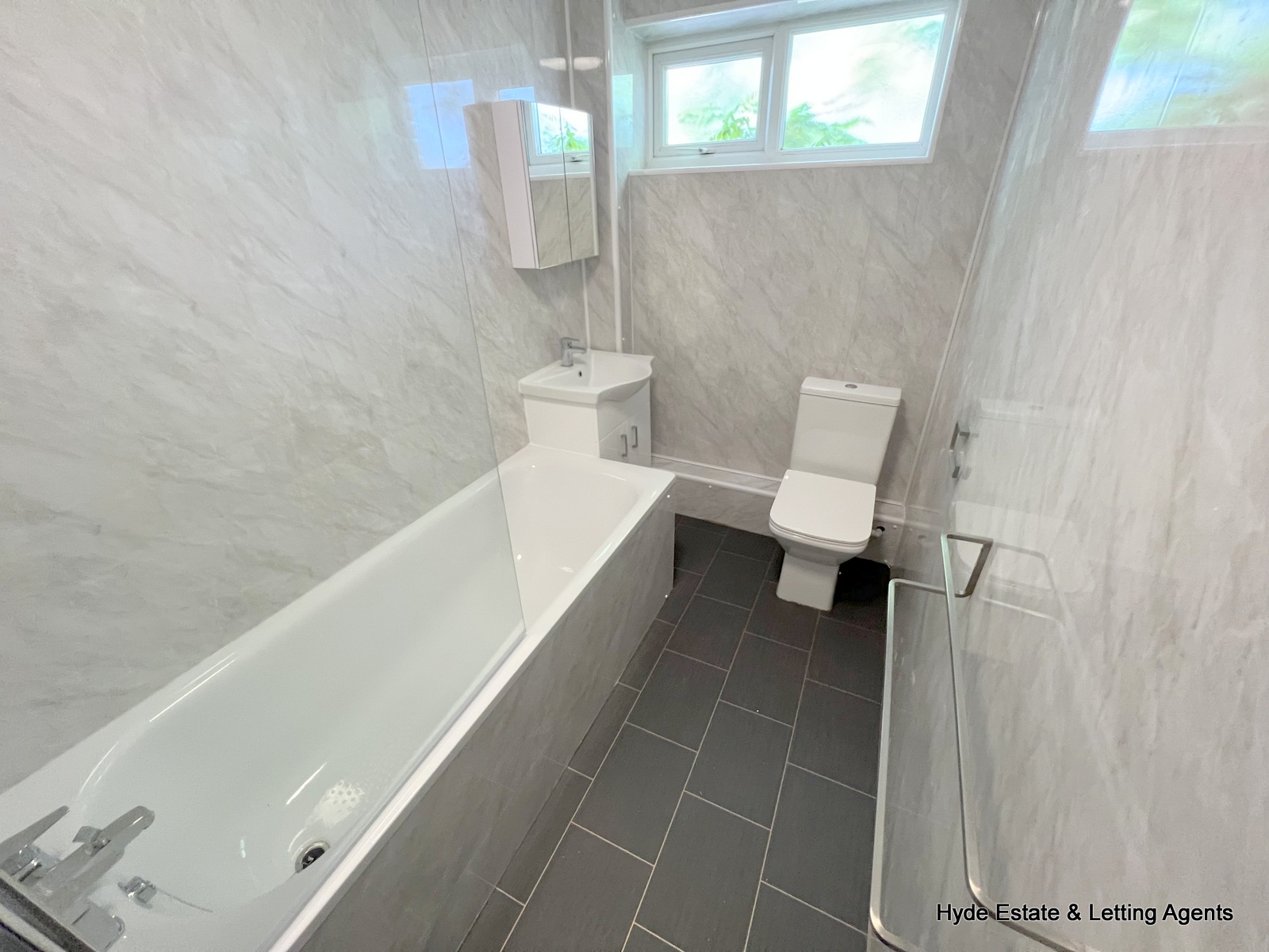 Images for Villiers Court, North Circle, Whitefield, Manchester, M45 7AX EAID: BID:hyde