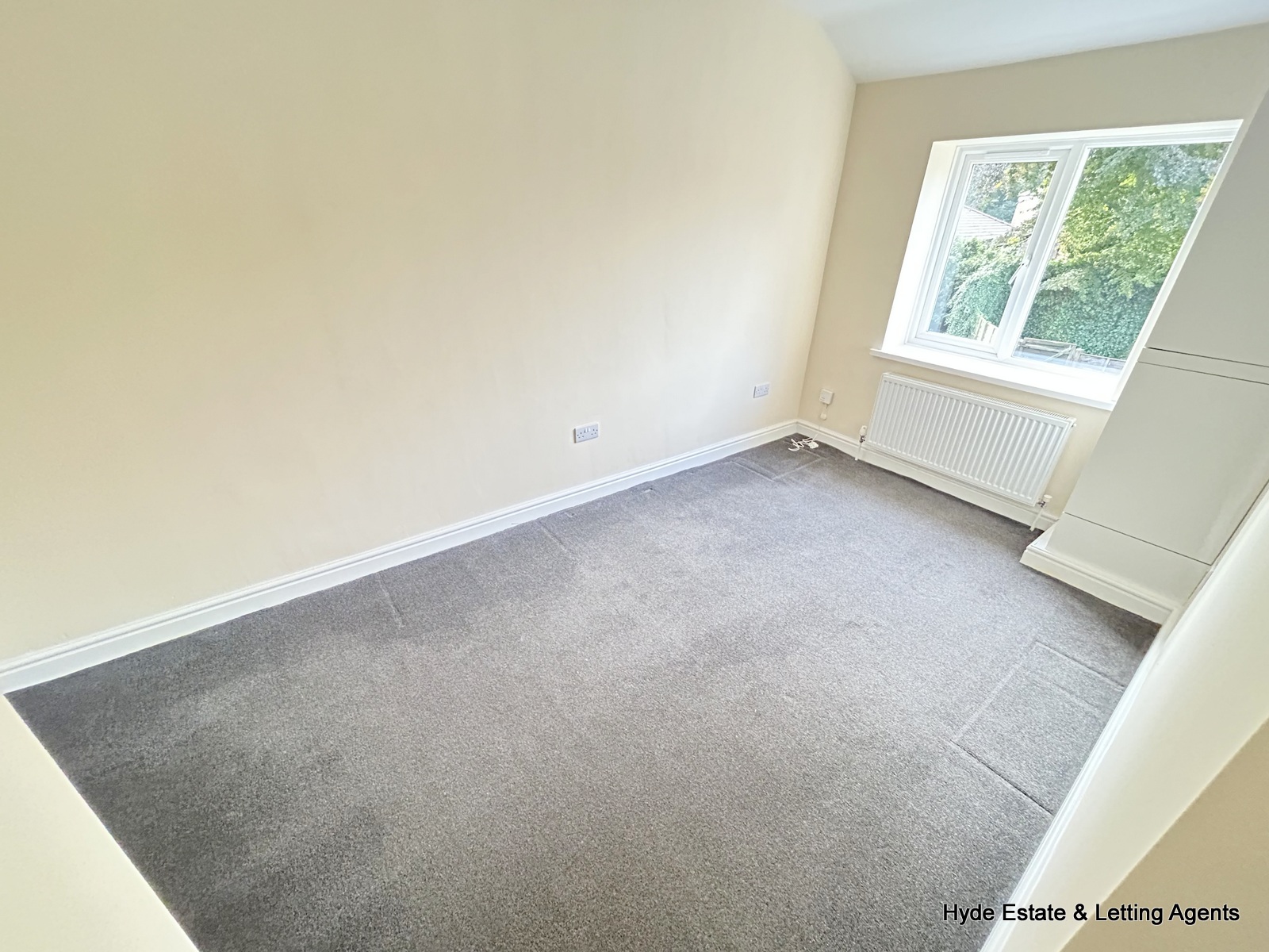 Images for Bury Old Road, Whitefield, Manchester, M45 6TA EAID: BID:hyde